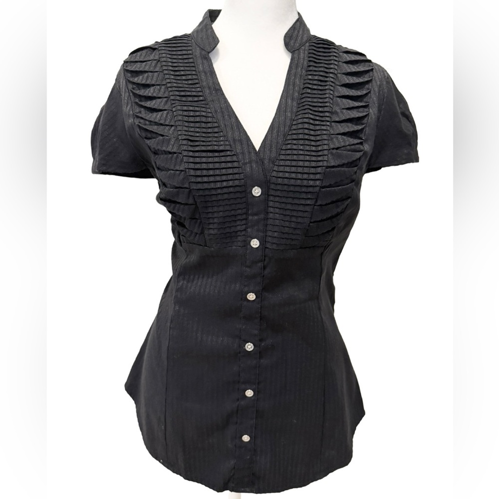 Express Black Button-Up Pleated Blouse with pockets, Large
